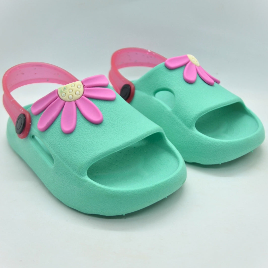 Chinelo Nuvem Menina Calçado Infantil 2 em 1 com Personagens Animados e Correia - Leve, Confortável