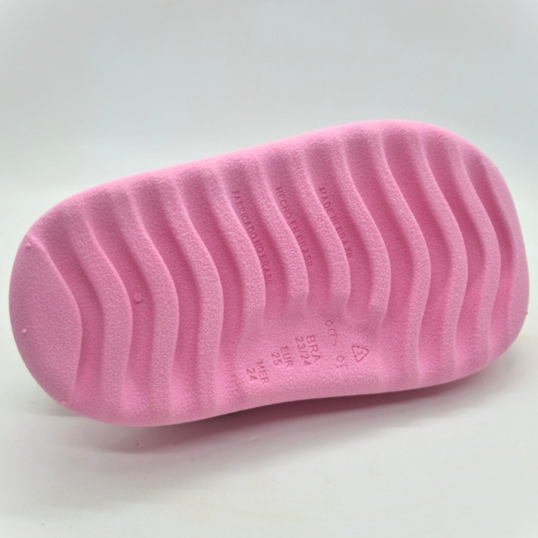 Chinelo Nuvem Menina Calçado Infantil 2 em 1 com Personagens Animados e Correia - Leve, Confortável