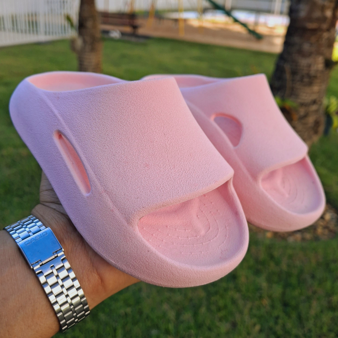 Chinelo Nuvem Menina Slide Calçado Rosa Bebe - Macio e Leve para o Dia a Dia