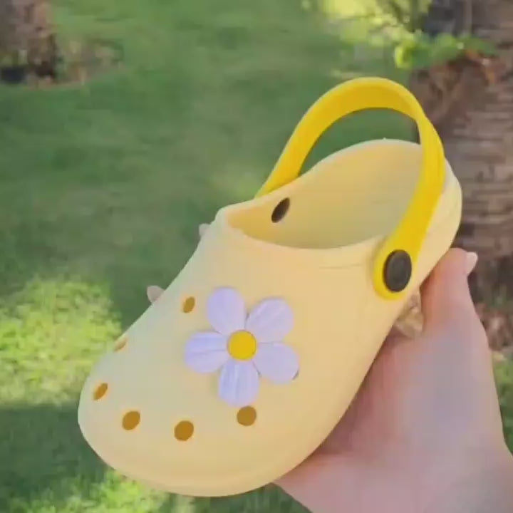 Babuche Infantil Menina 2 em 1 Personagens – Leve, Confortável e Divertido | Antiderrapante e Fofo