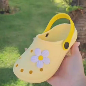 Babuche Infantil Menina 2 em 1 Personagens – Leve, Confortável e Divertido | Antiderrapante e Fofo